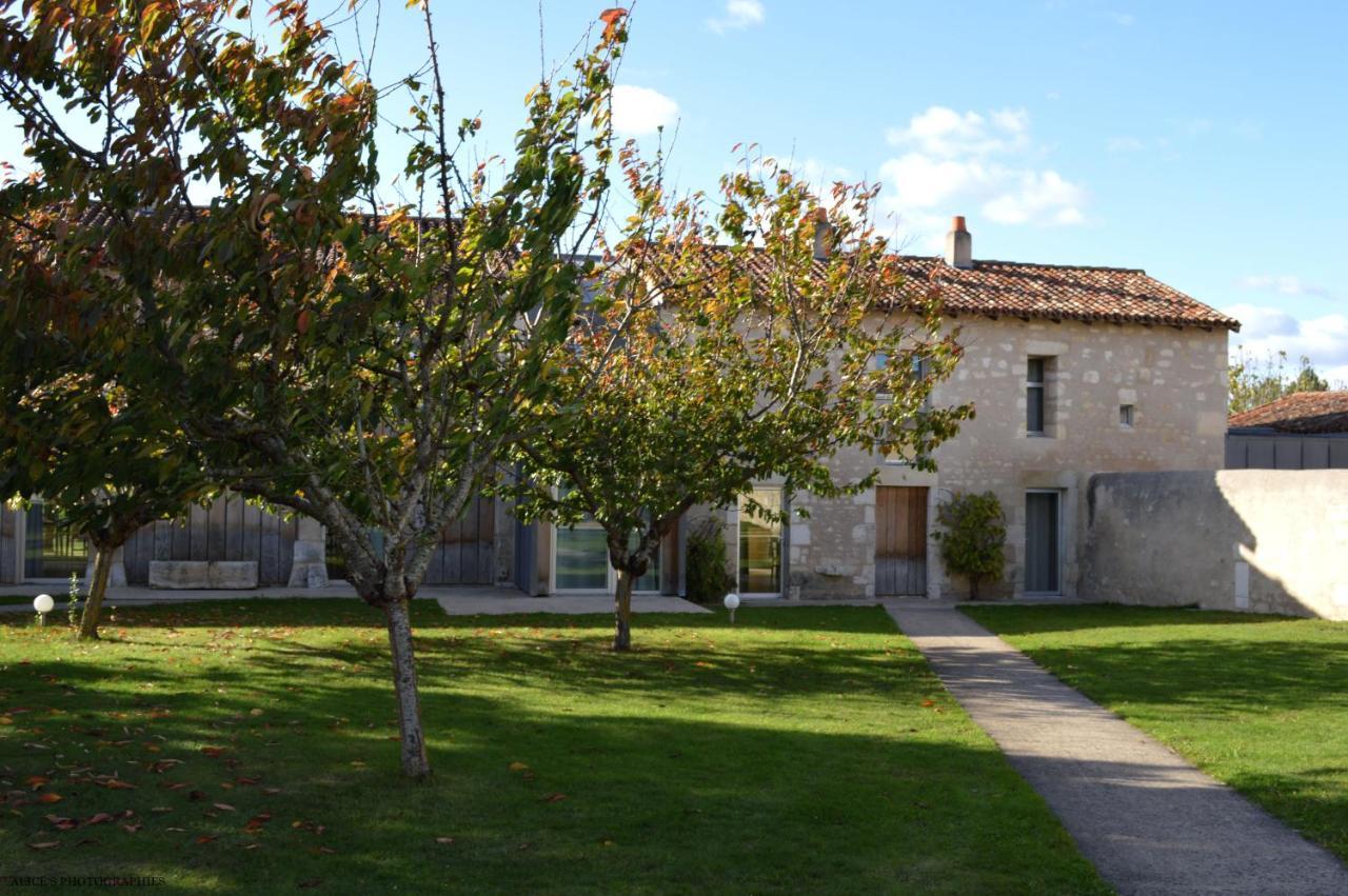 Domaine Du Normandoux, The Originals Relais Hotel Terce Exterior photo